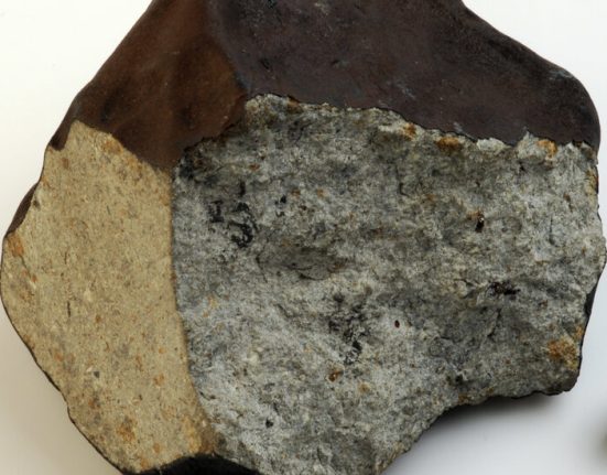 An Odd Rock in a Box Gets Linked to a Shooting Star That Fell 54 Years Ago