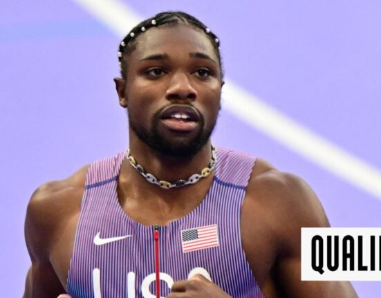 Watch as USA's Noah Lyles qualifies for men's 200m finals behind Botswan's Tebogo