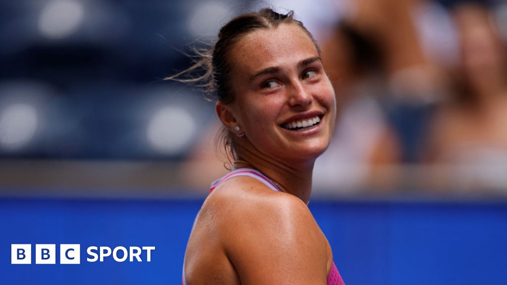 Aryna Sabalenka smiles after beating Lucia Bronzetti in second round of the 2024 US Open