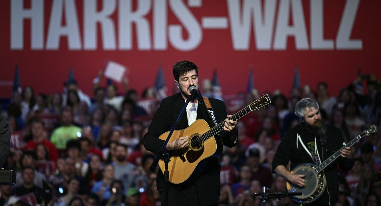 Mumford & Sons, Gracie Abrams Perform at Harris Rally in Wisconsin