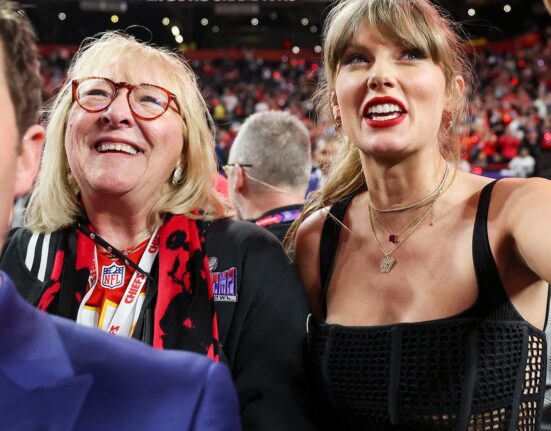 Will Taylor Swift Attend Thanksgiving With the Kelces? Donna Says...